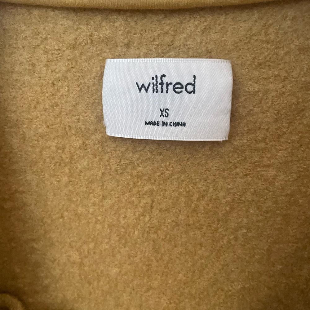 Aritzia Wilfred Free long blazer jacket/coat
Mustard yellow
Size XS - Picture 2 of 4